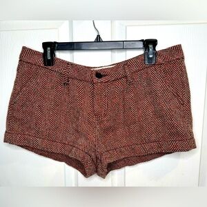 American Rag Cie Wool Blend Low Waist Shorts. Size 11. Maroon, Black, White, Tan